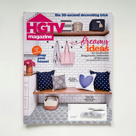 HGTV Magazine Lot Of 5 -  2021 April, Oct, & Nov - 2022 Jan/Feb & March/April - Picture 7 of 7